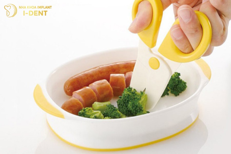 Cat-nho-thuc-an-de-rang-khong-phai-nhai-qua-nhieu