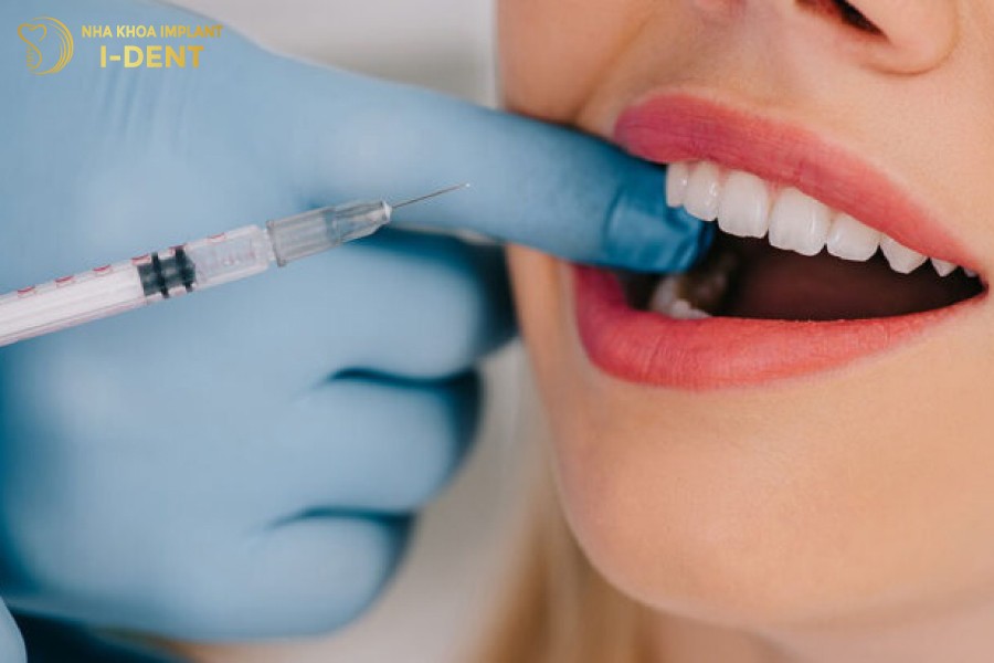 Bac-si-tiem-te-de-benh-nhan-khong-kho-chiu-khi-lay-tuy