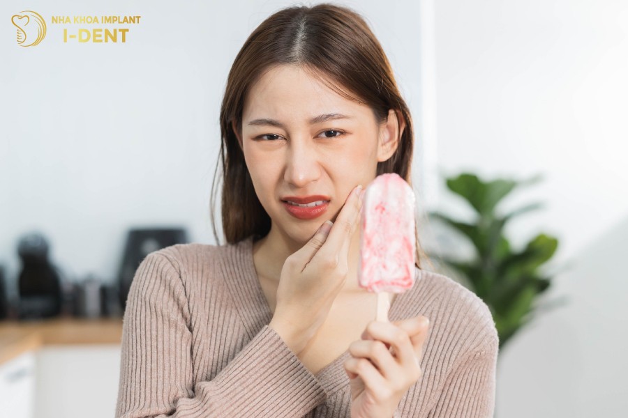 Rang-dau-nhuc-trong-nhieu-ngay-la-dau-hieu-bat-thuong-sau-khi-lay-tuy