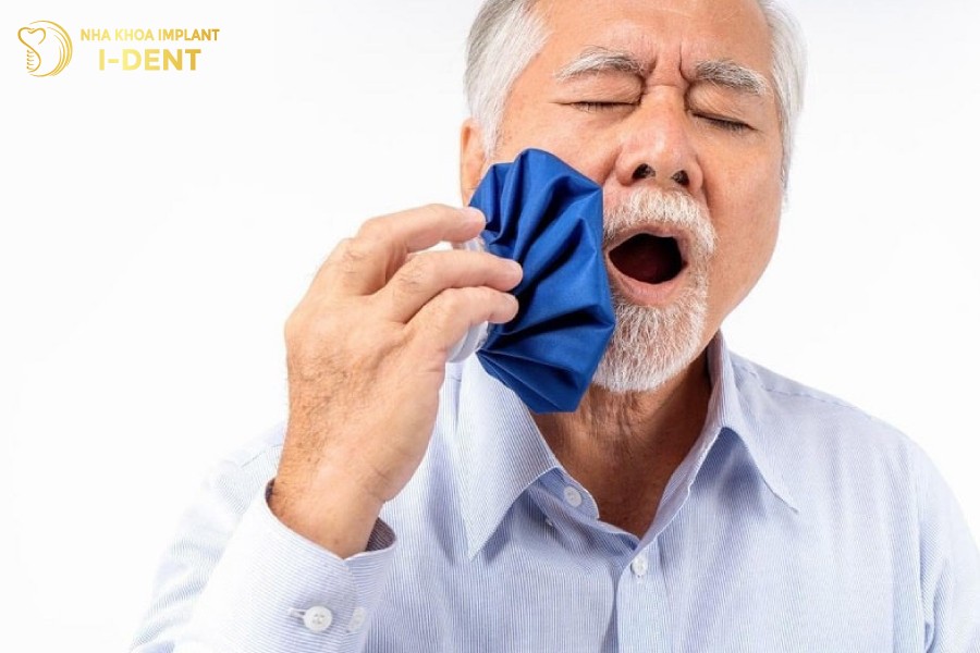 Chuom-nhiet-giup-giam-dau-khi-moc-rang-khon