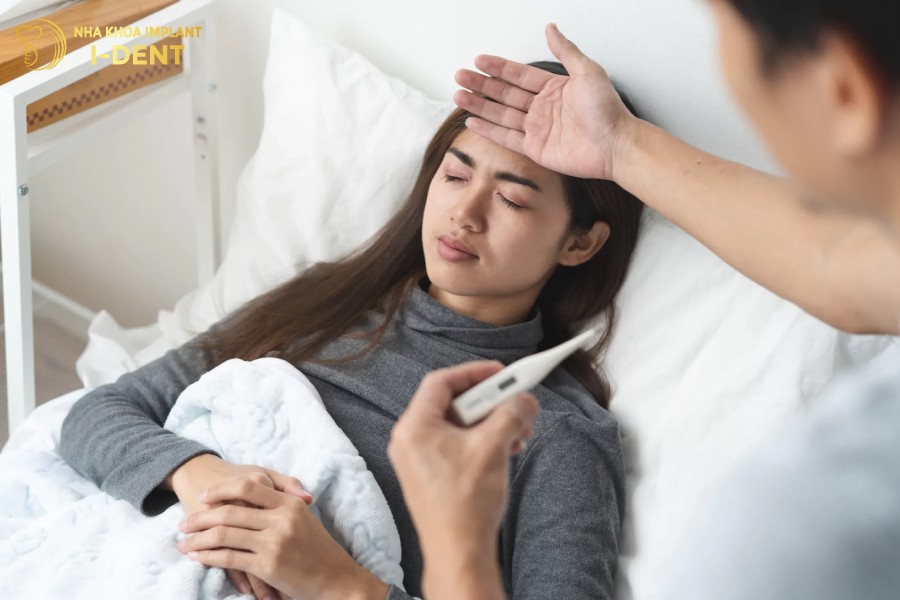 Moc-rang-khon-hanh-nong-sot-dau-dau-met-moi