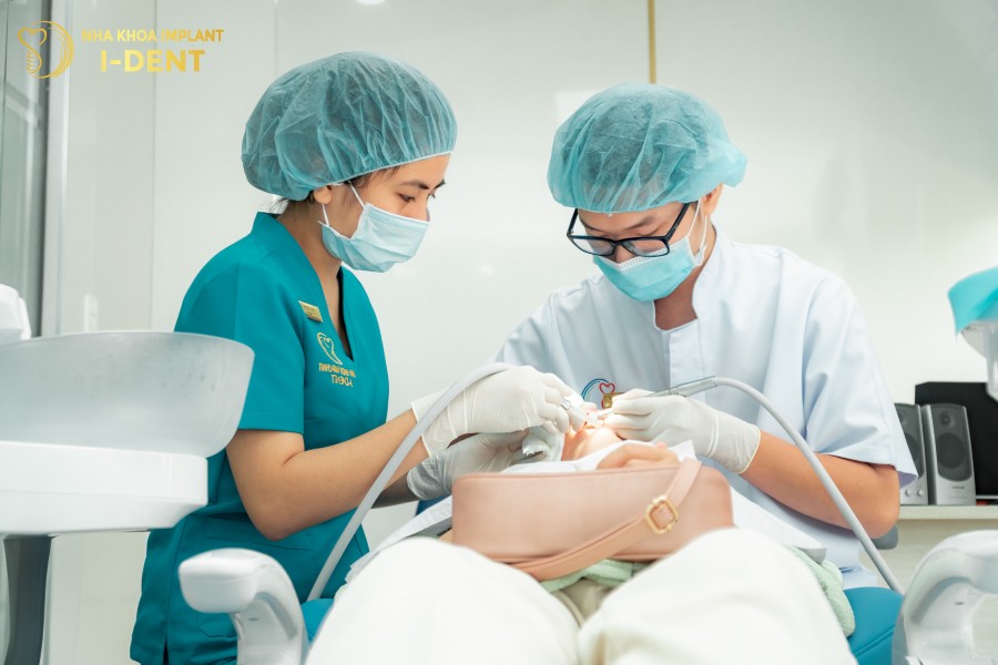 Tham-kham-nha-khoa-dinh-ky-giup-phong-ngua-benh-ly-ho-chan-rang