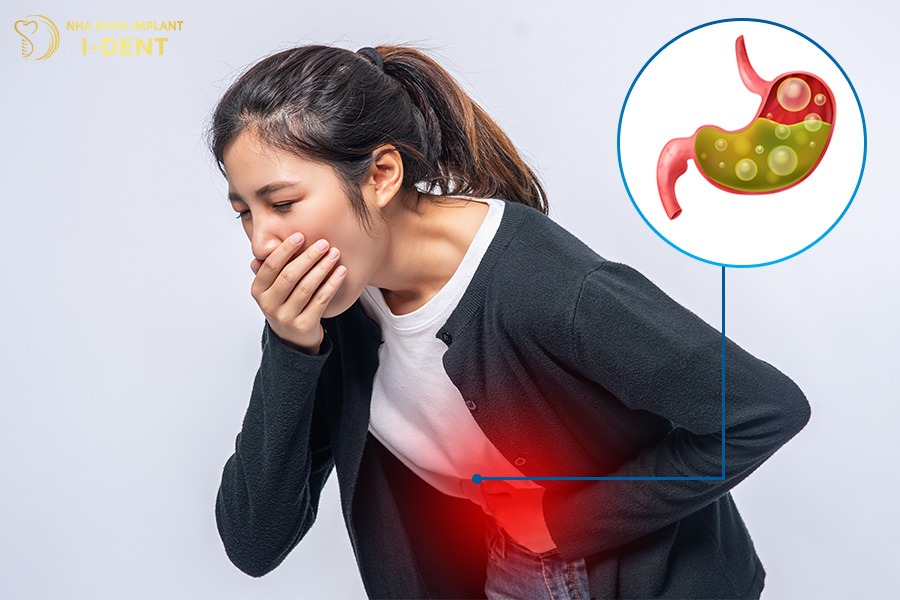 trồng implant có bị hôi miệng hay không