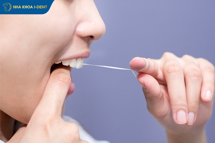 răng bọc sứ bị đau