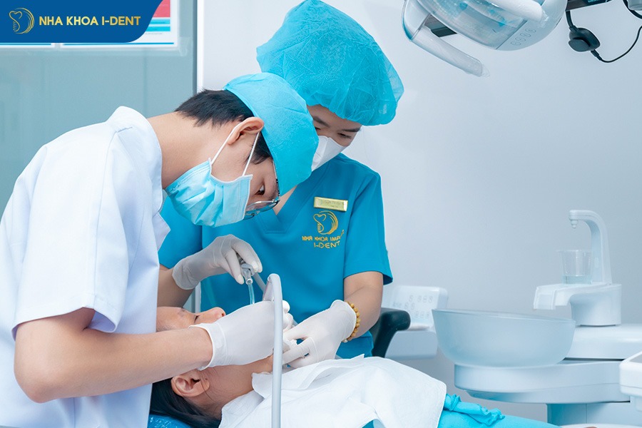 dán sứ không mài răng