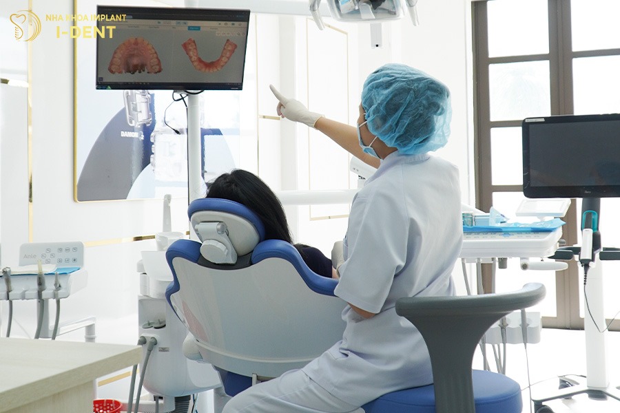 18 tuổi hoàn toàn có thể niềng răng được.