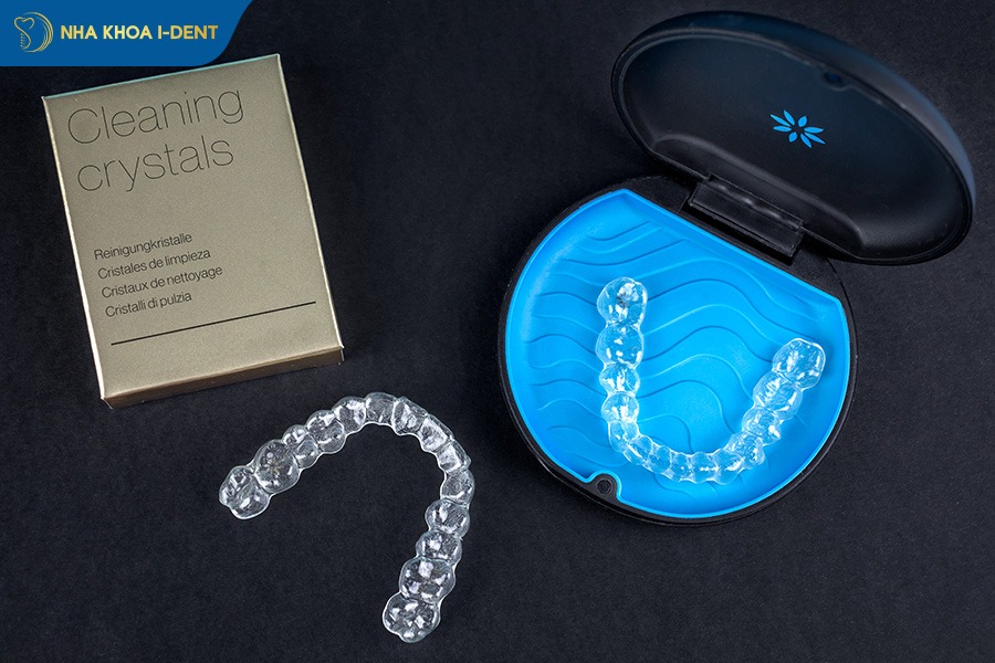 Niềng răng trong suốt có đau không phụ thuộc vào chất lượng khay.