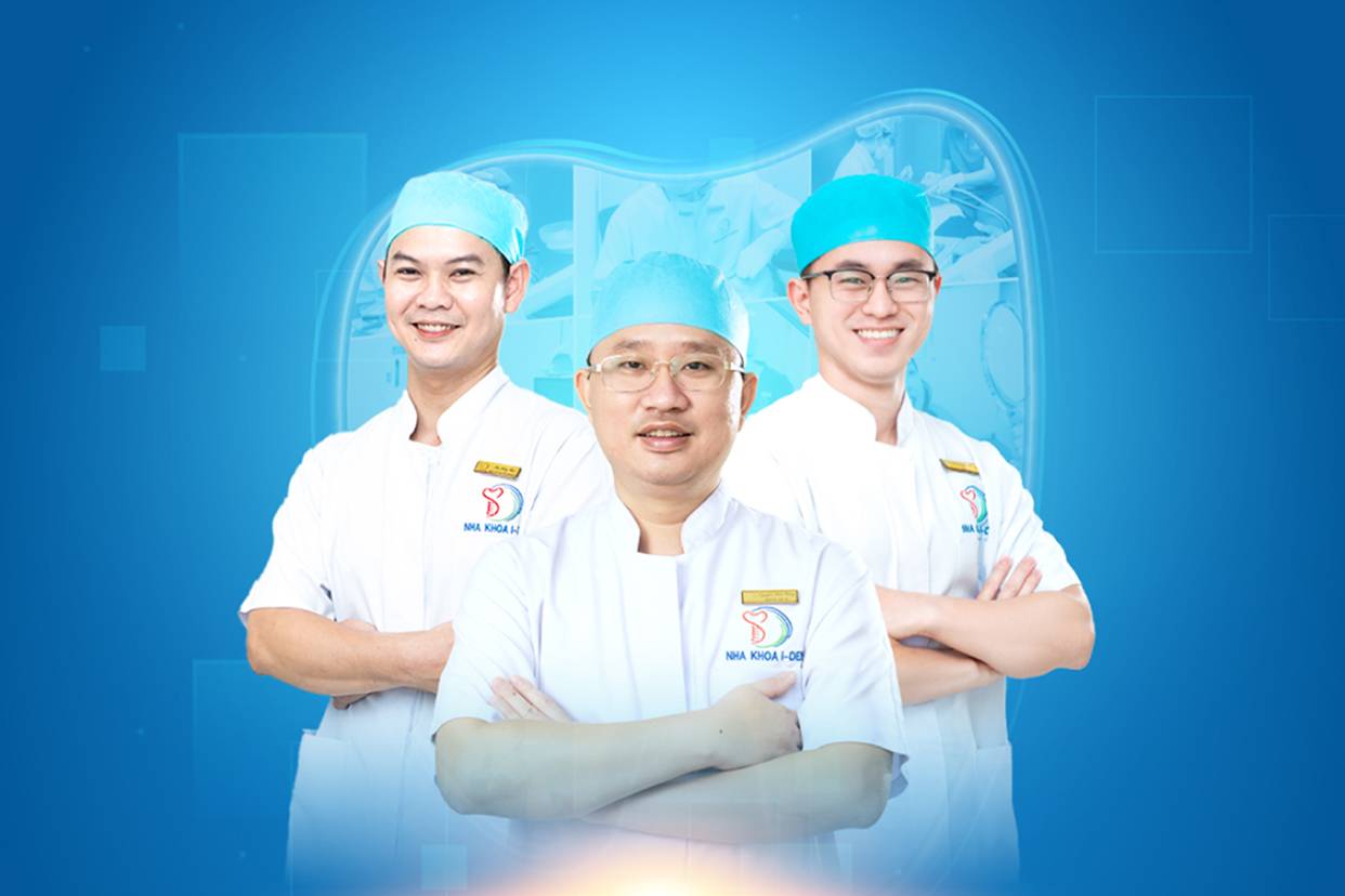 ONLINE TREATMENT PLANNING </br> WITH SPECIALISTS