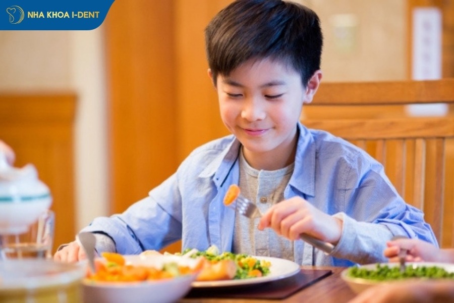 Xây dựng chế độ dinh dưỡng hợp lý cho trẻ