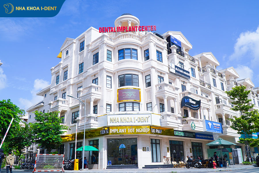 giá niềng răng tháo lắp