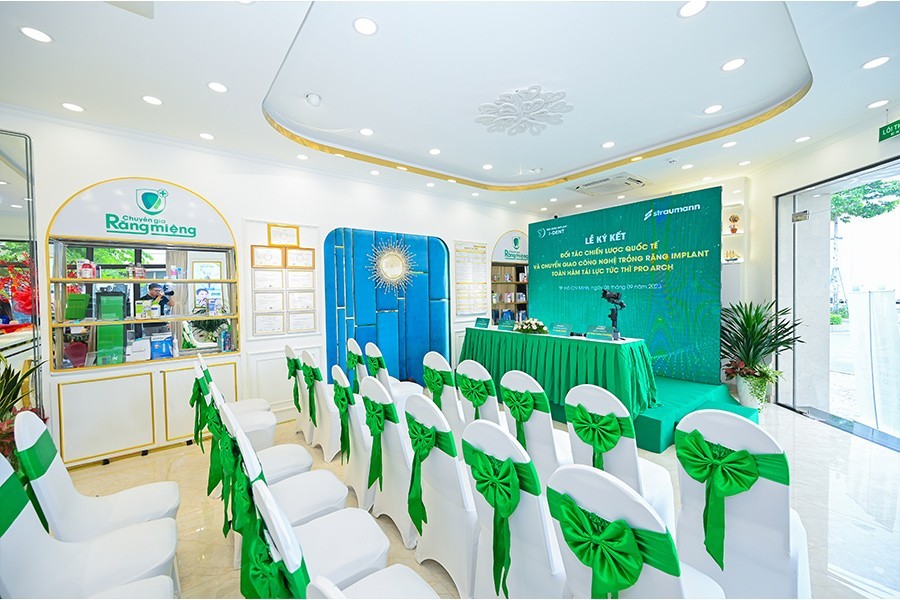 Khong-gian-buoi-le-ky-ket-chuyen-giao-cong-nghe-Pro-Arch