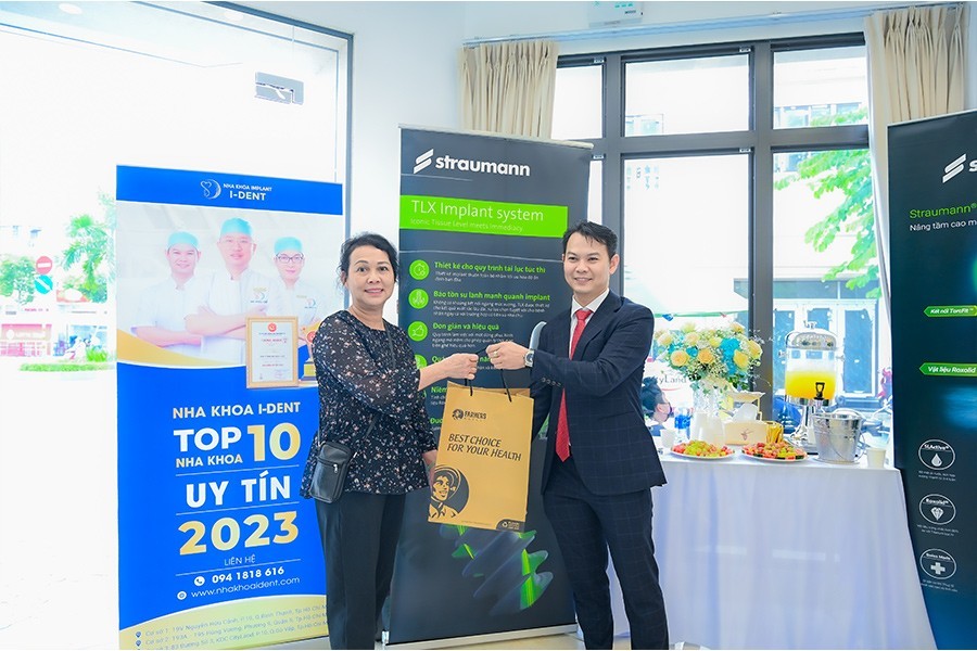 Mot-so-hinh-anh-an-tuong-tai-buoi-le-ky-ket-10