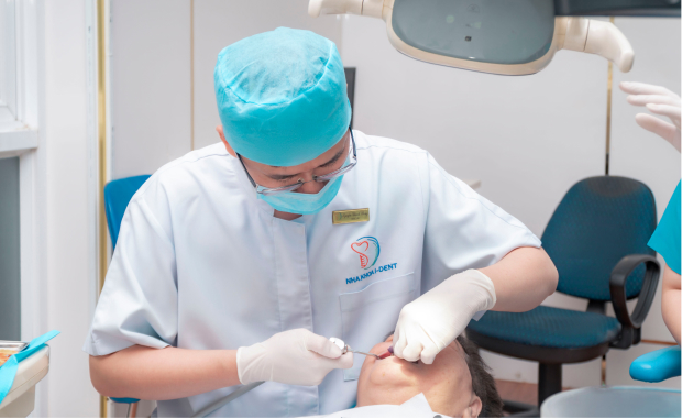 Dr. Le Vu Always Conducts A Comprehensive Oral Examination.