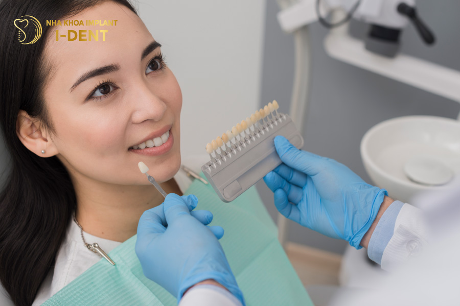 giá dán sứ veneer