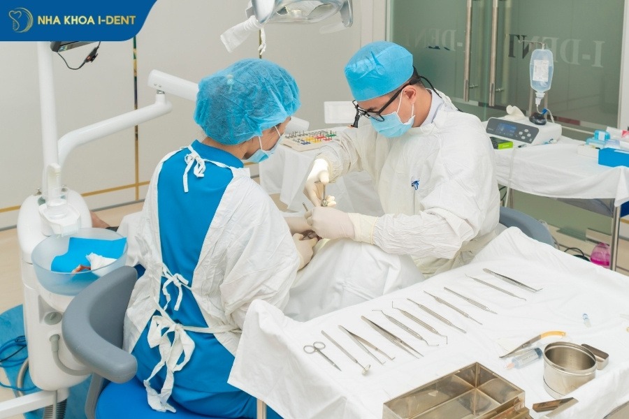 nhổ răng cấm có nguy hiểm không